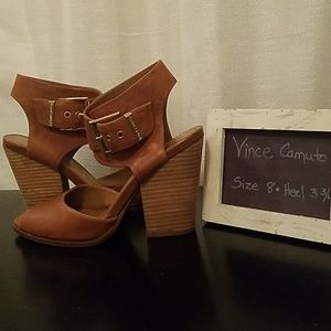 Vince Camuto Peep-Toe-Sandal